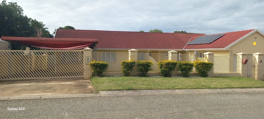 3 Bedroom Property for Sale in Beacon Bay Eastern Cape